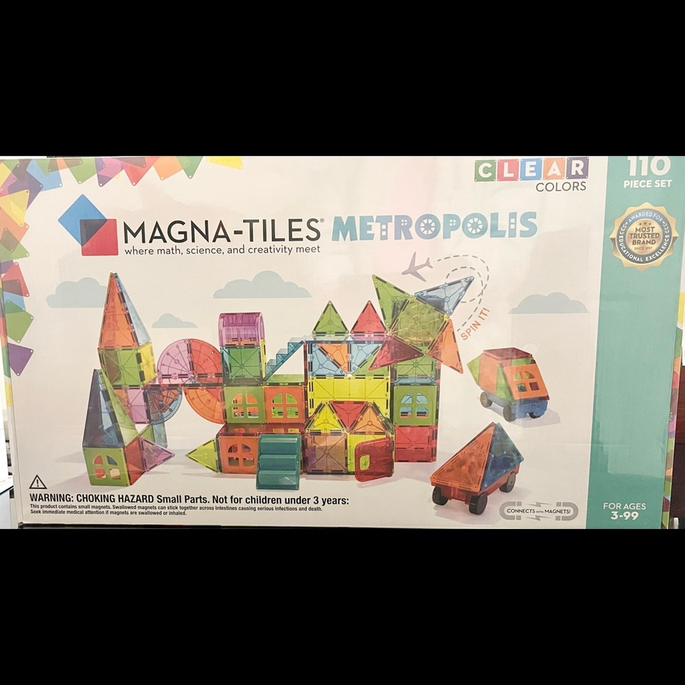New in box NIB Magna-Tiles Metropolis 110-Piece Set